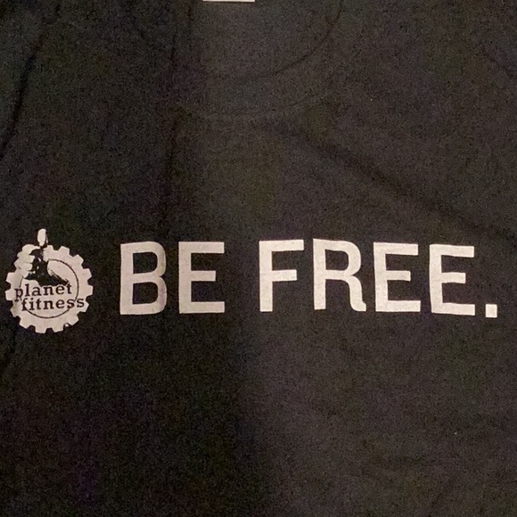 Planet Fitness T-shirt - Picture 2 of 4